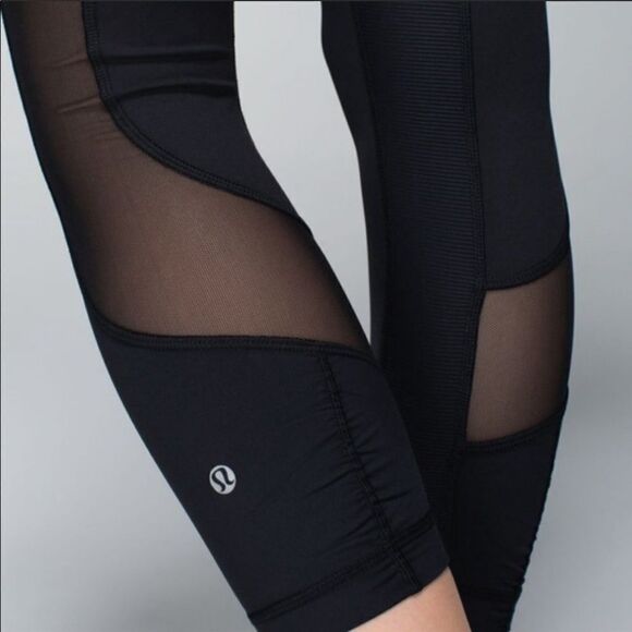 Lululemon Seek the Heat Crop - Picture 5 of 15